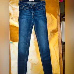 Blue beautiful jeans worn them no more than twice.